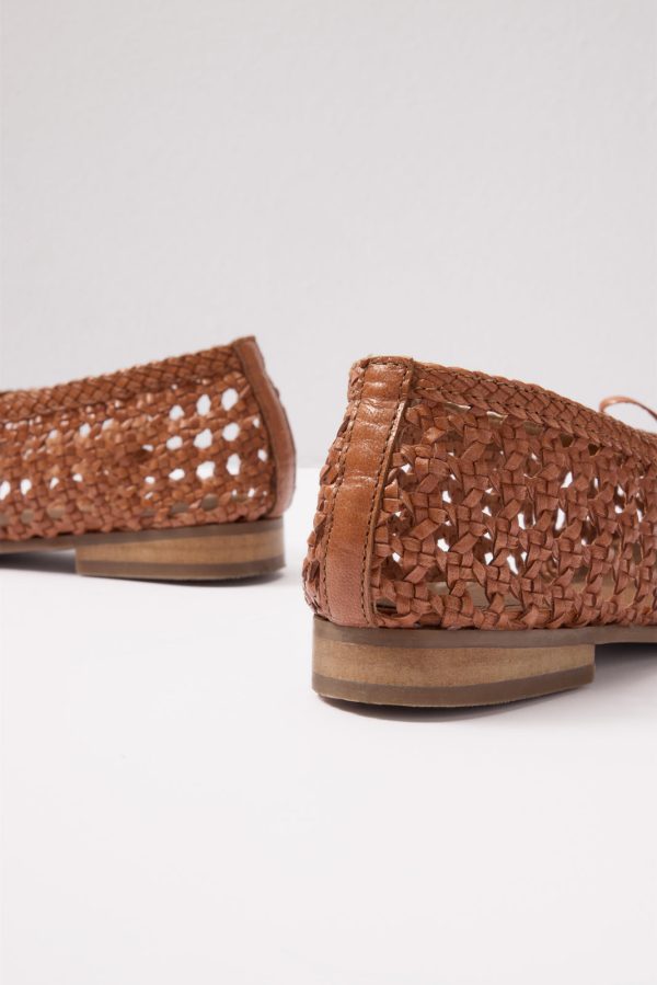 Flagstaff Woven Flat - Image 3
