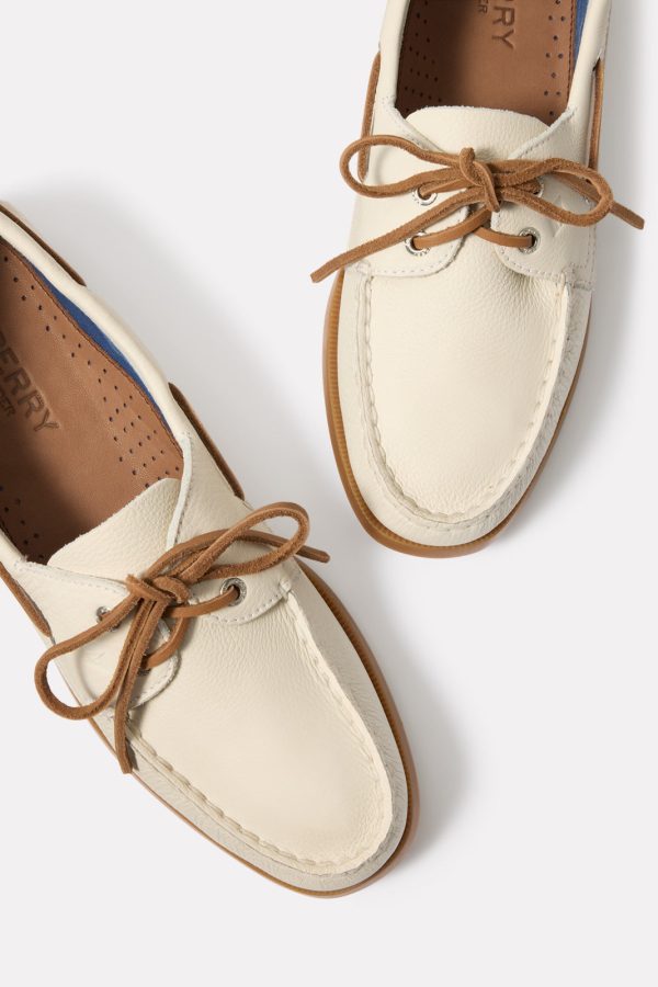 AO 2 Eye Boat Shoe - Image 2