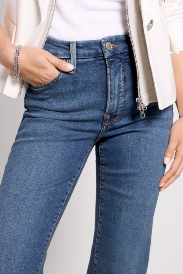 Good Petite Straight - Image 2
