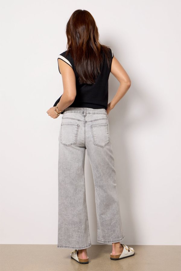 Meg w Seam Detail - Image 4