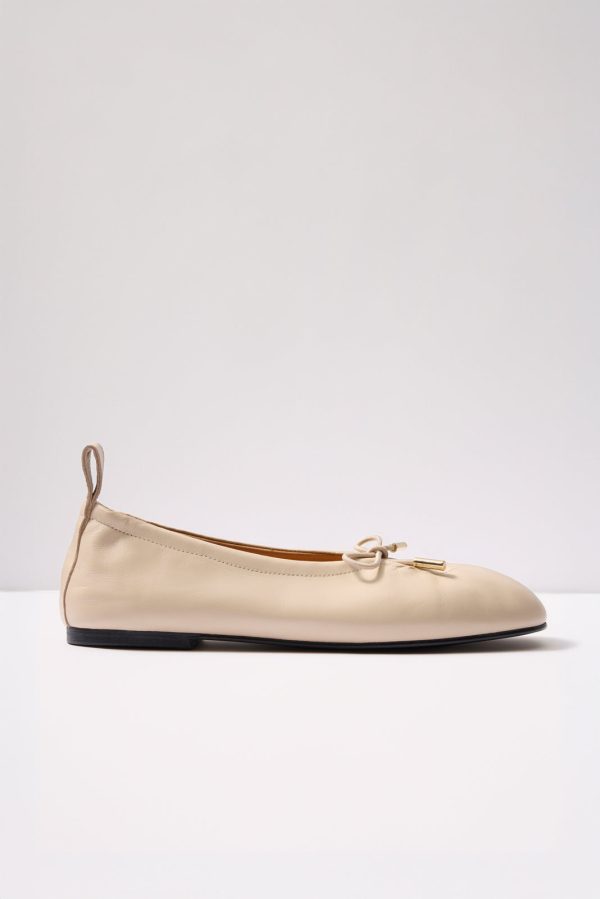 Rosalind Cream Leather Ballet Flats - Image 4