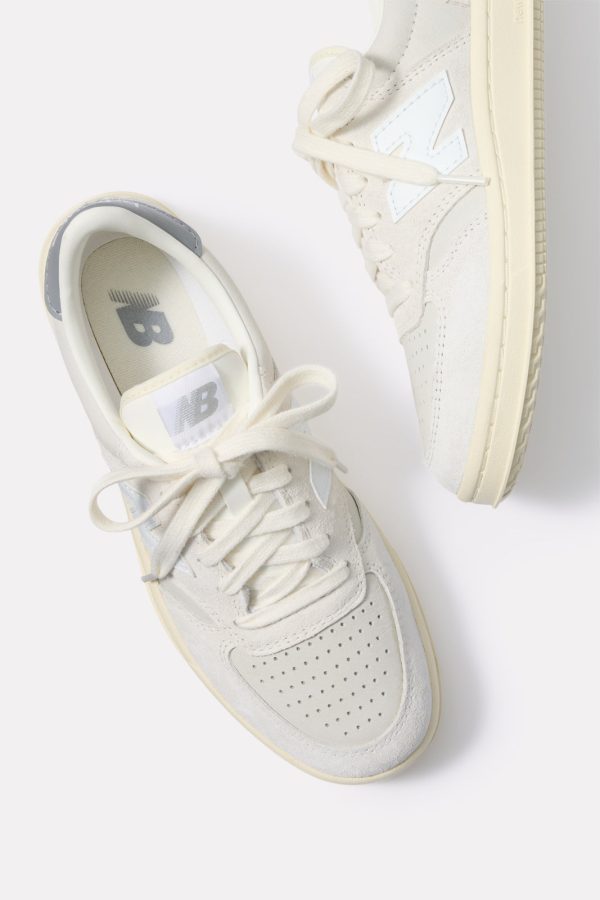T500 Sneaker - Image 2