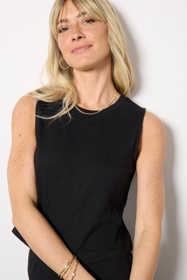 Sloane Textured Top - Image 6