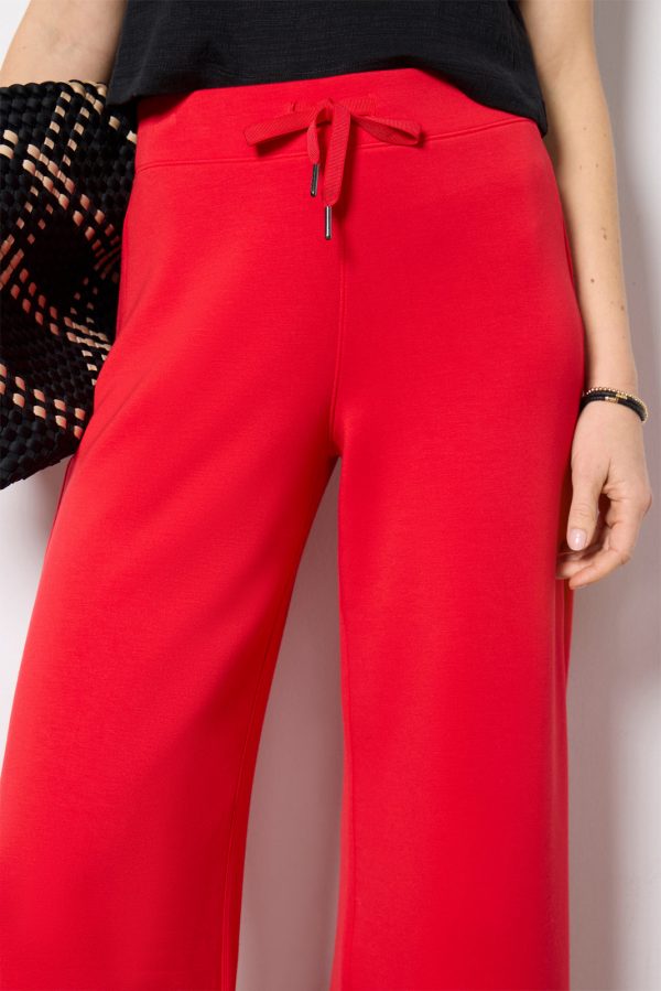 AirEssentials Wide Leg - Image 2