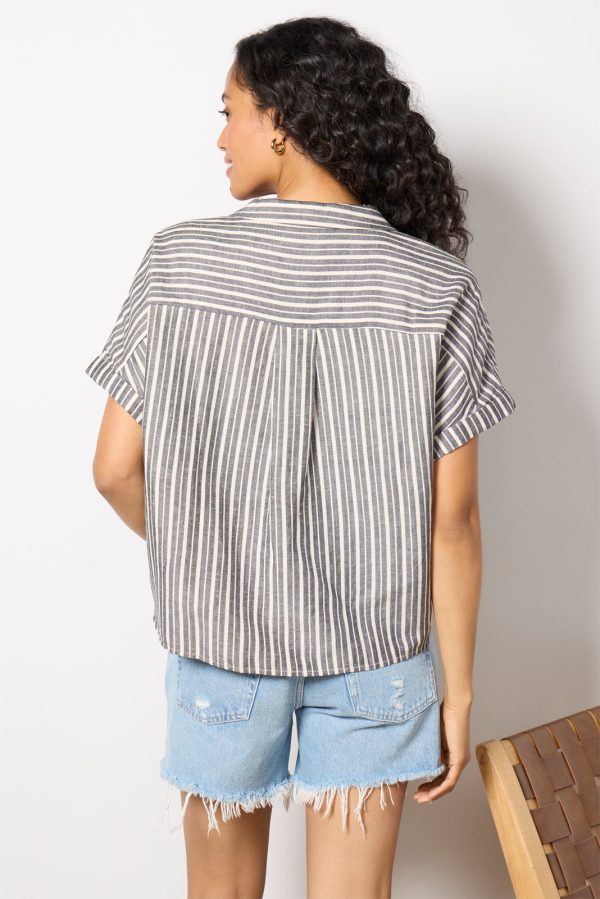 Sophia Linen Resort Shirt - Image 4