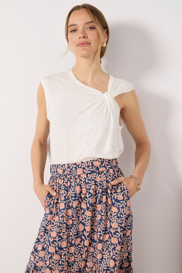So Twisted Muscle Tee