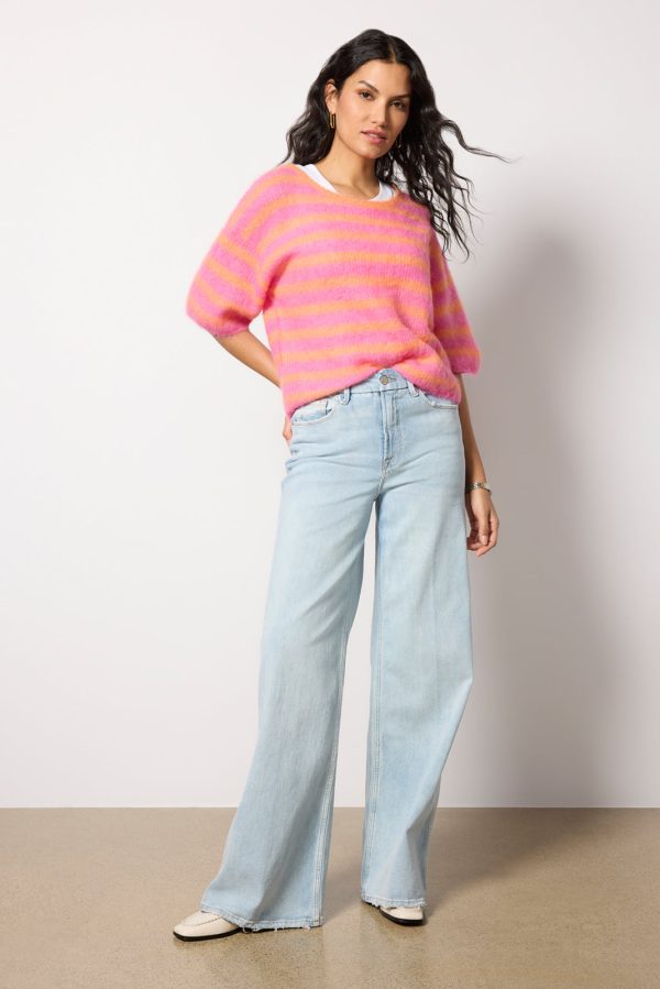 Nenybay Short Sleeve Pullover - Image 3