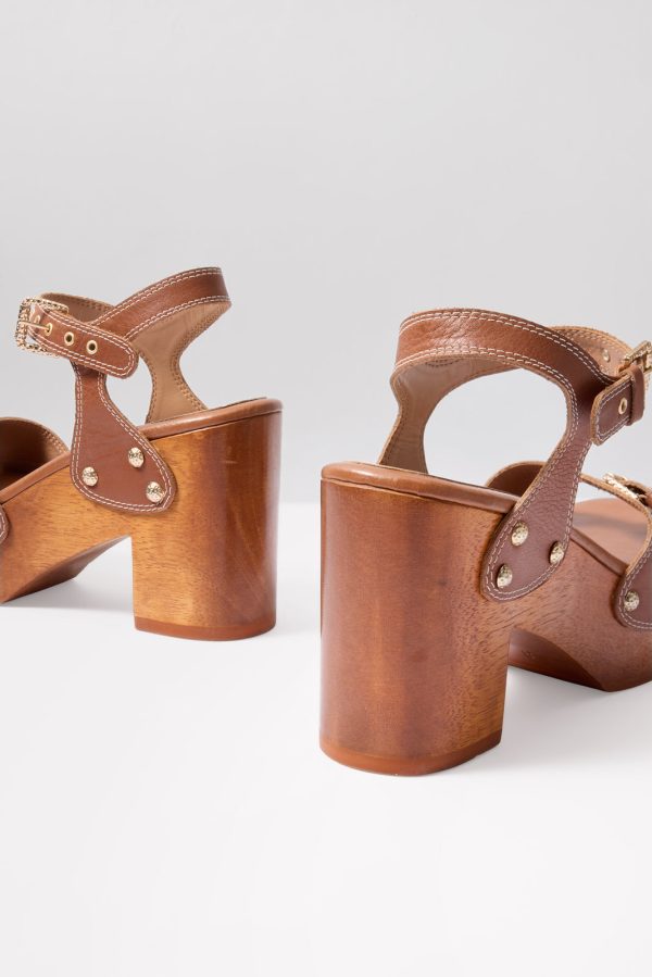 Yandy Wood Sandal - Image 3