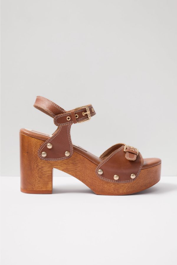 Yandy Wood Sandal - Image 4