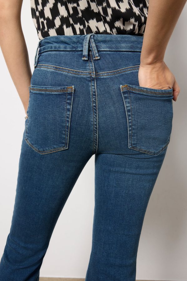 Good Petite Flare - Image 3