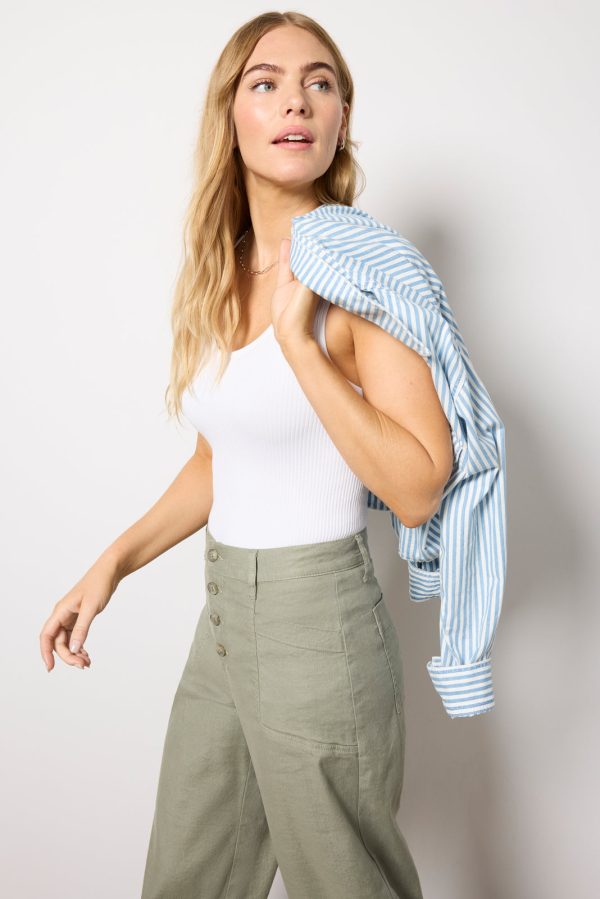Daisy Seamless Tank - Image 6