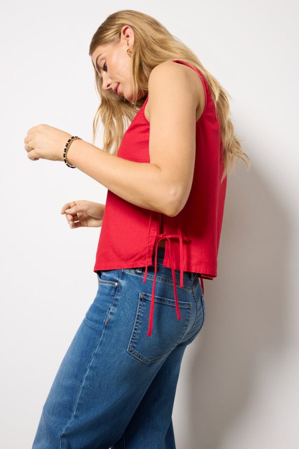 Gio Little Linen V Neck - Image 5
