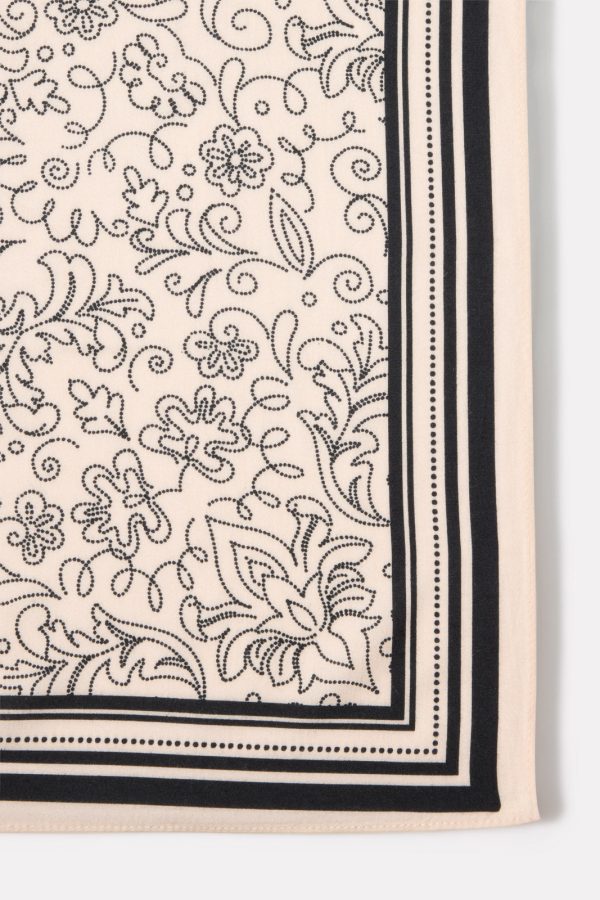 Scottie Floral Bandana - Image 3