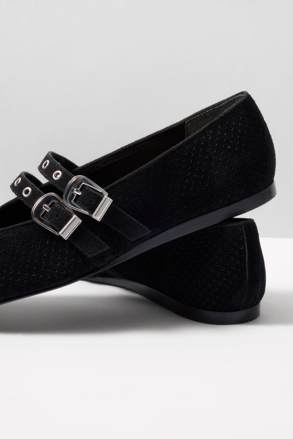 Baylee Grommet Flat - Image 3