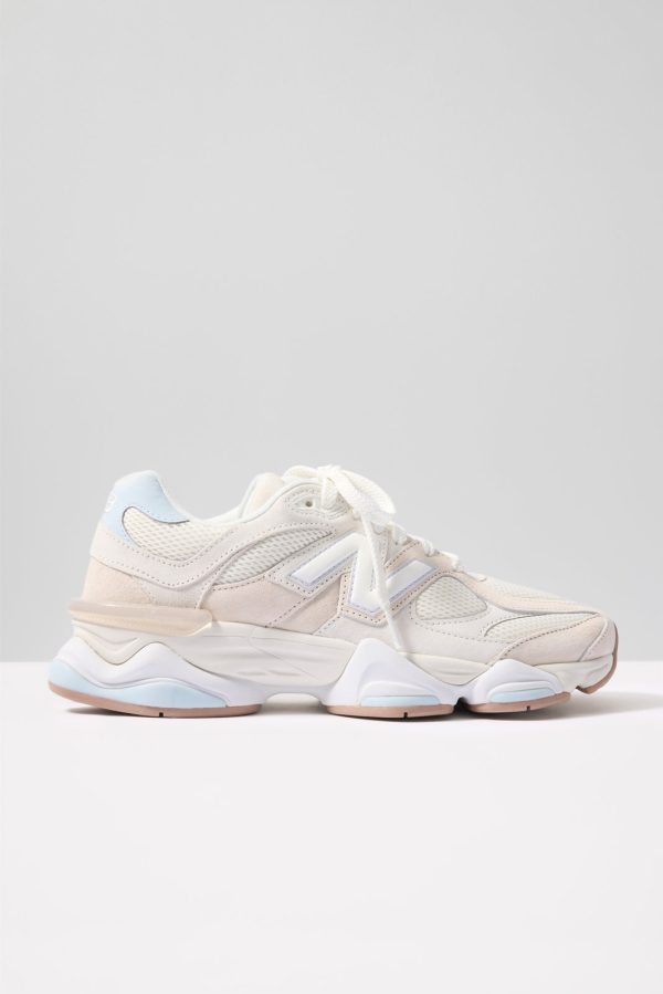 9060 Sneaker - Image 4