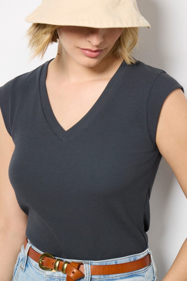 Oro Ribbed Tee - Image 2