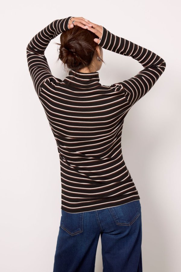 Essential Turtleneck - Image 4