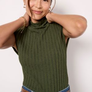 Nara Mock Neck Top