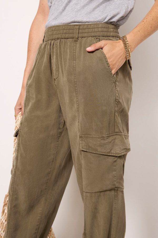 Relaxed Rebel Pant - Image 2