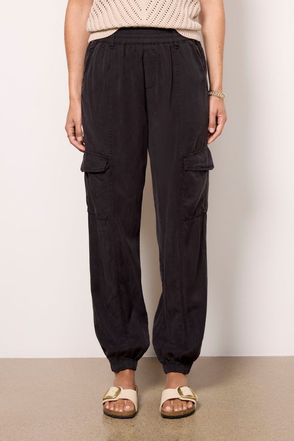 Relaxed Rebel Pant - Image 5
