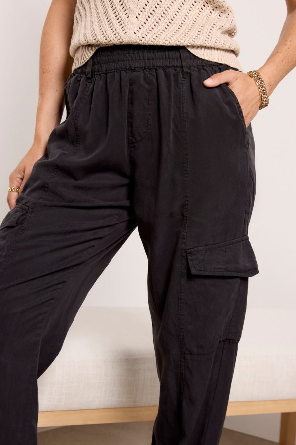 Relaxed Rebel Pant - Image 2