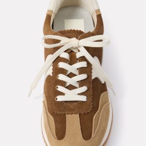 B.NTCD Sneaker