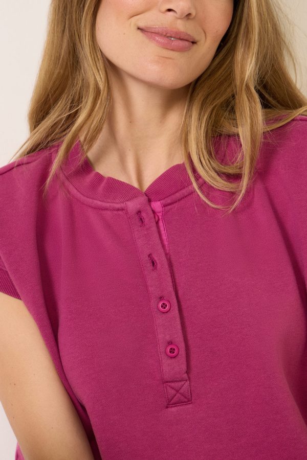 Zuri Sleeveless Henley Sweatshirt - Image 3