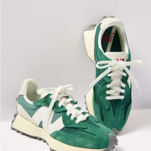 327 Sneaker