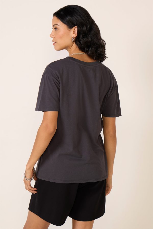 Big Apple Tee - Image 4