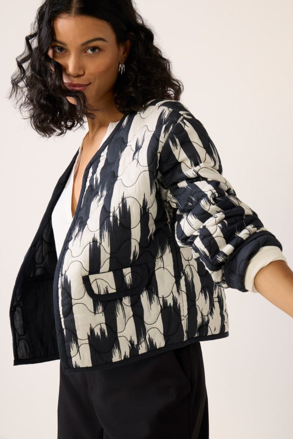Livvy Quilted Jacket - Image 2