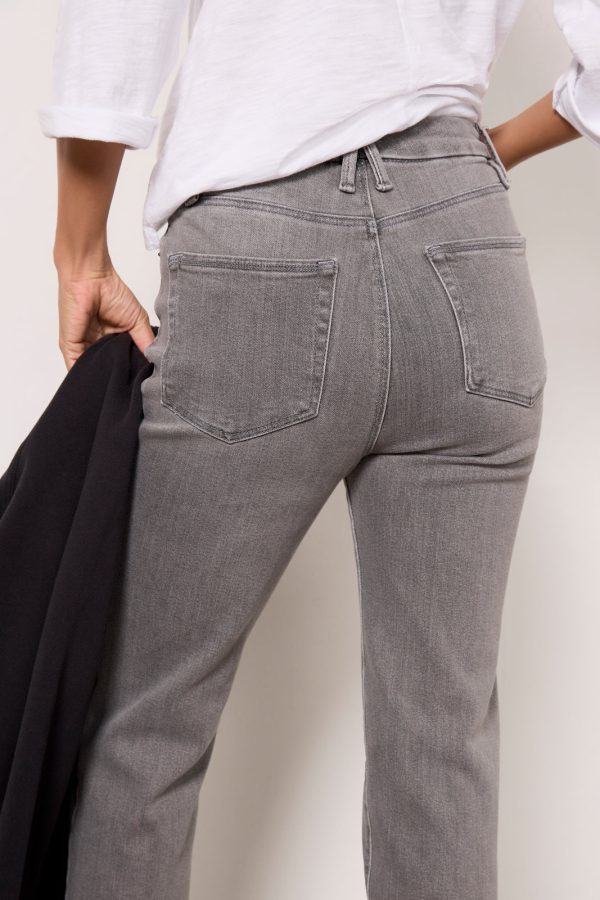 Good Curve Straight - Image 4