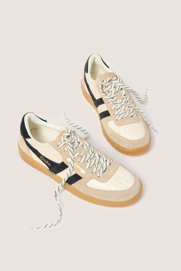 Hawk Sneaker