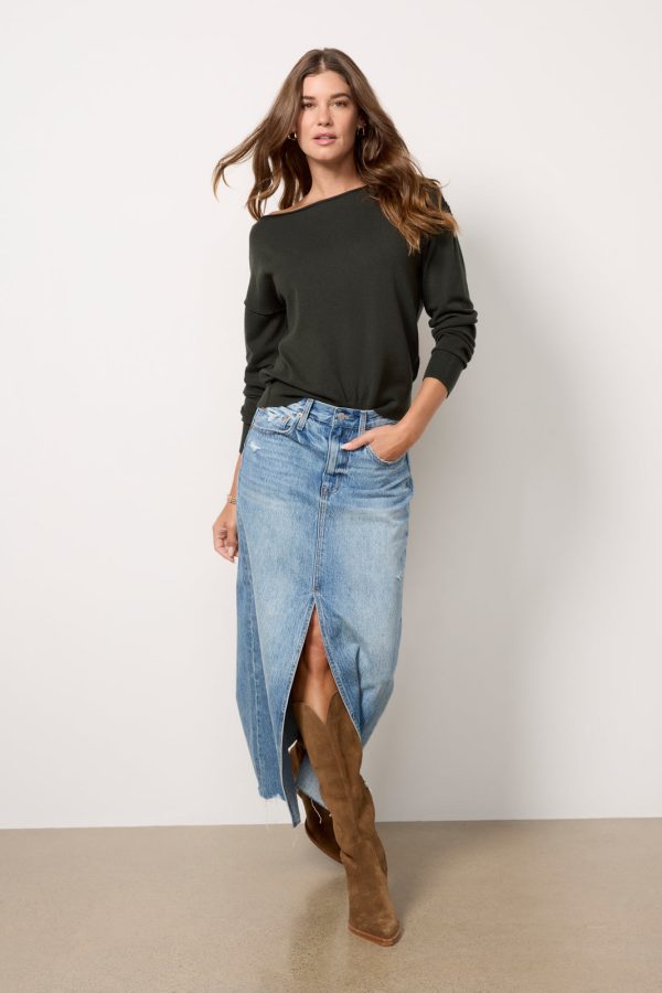 Lessie Off Shoulder - Image 2