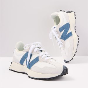 327 Sneaker