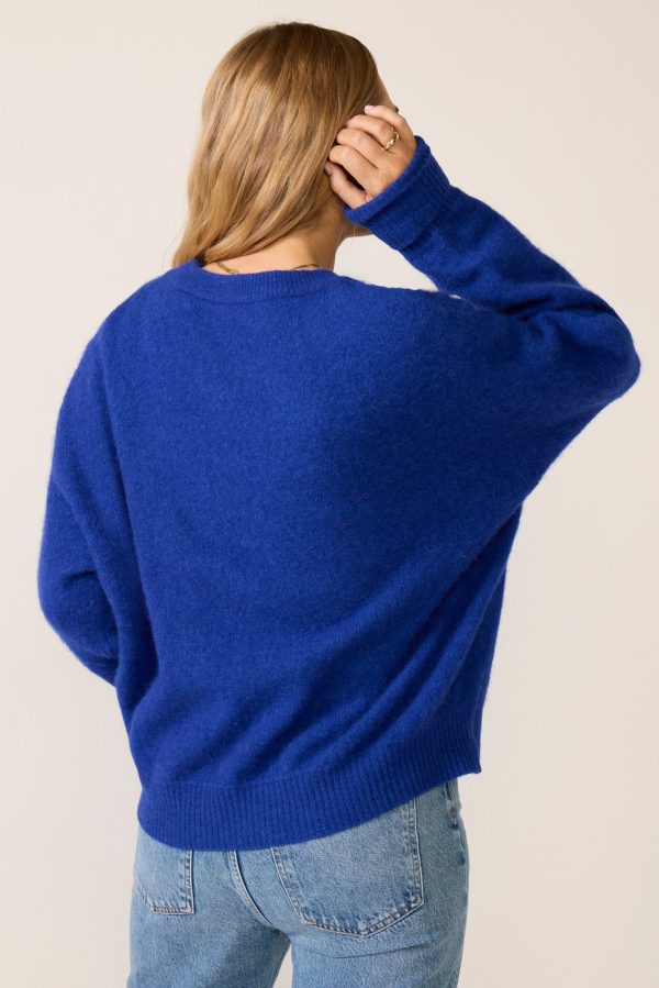 Vitow Pullover - Image 4