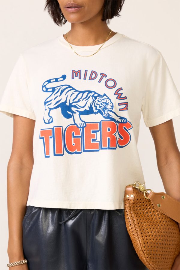 Midtown Tiger Everyday Tee - Image 5