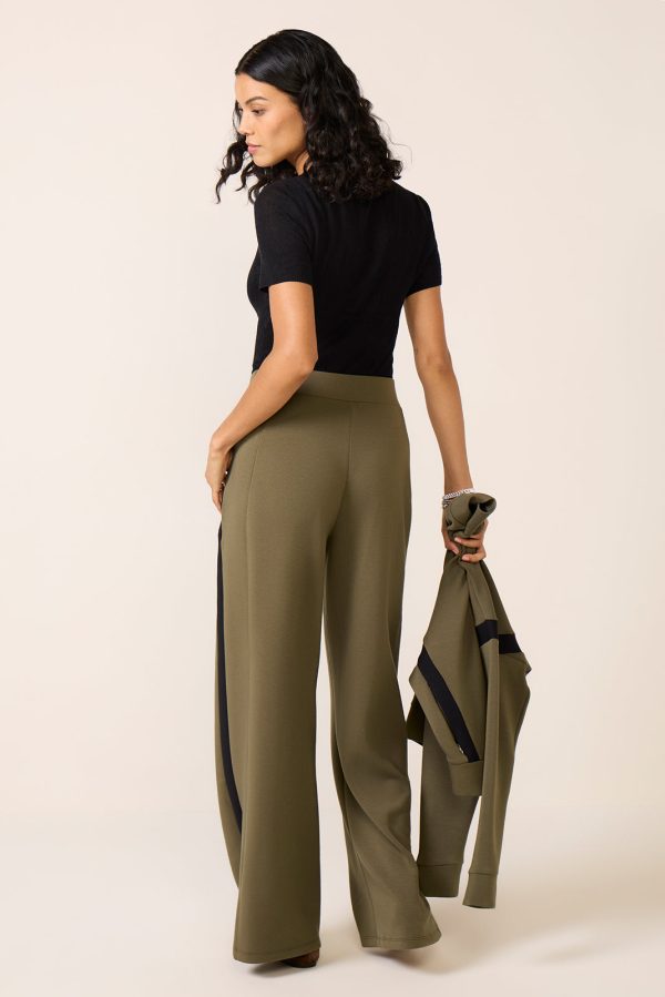 AirEssentials Striped Track Pant - Image 4