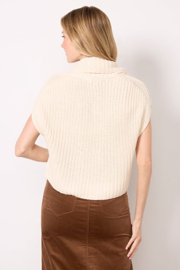 Cate Vest - Image 4