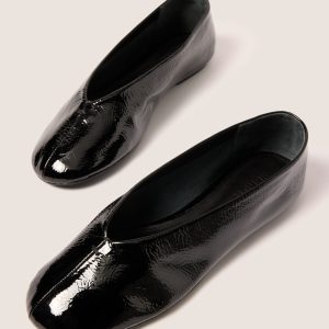 Noelle Flat