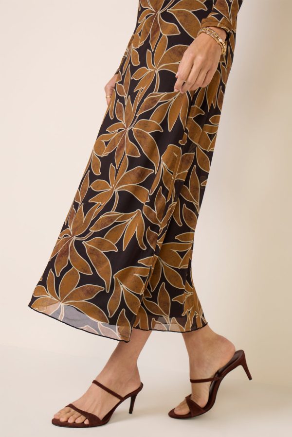 Spellbound Nox Floral Dress - Image 5
