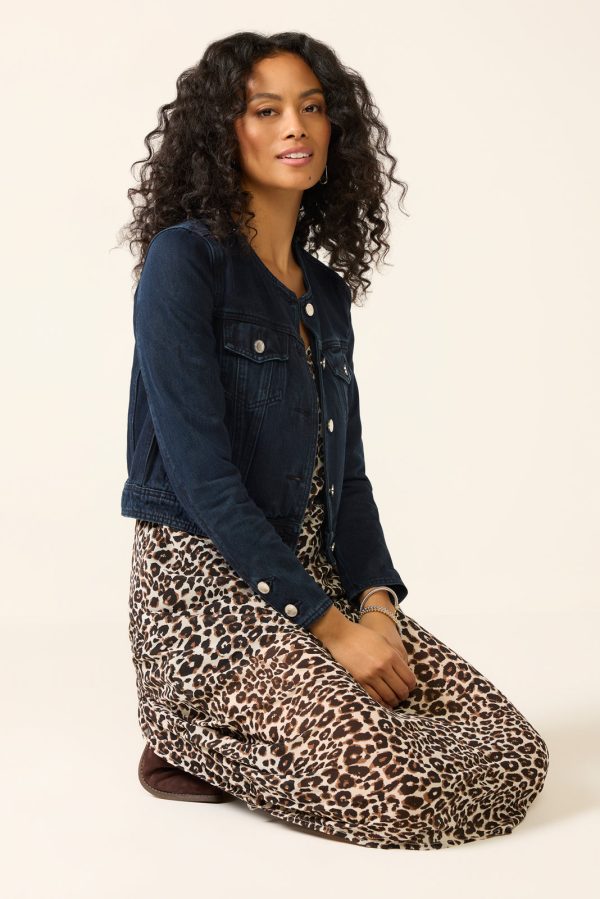 Collarless Trucker Jacket - Image 5