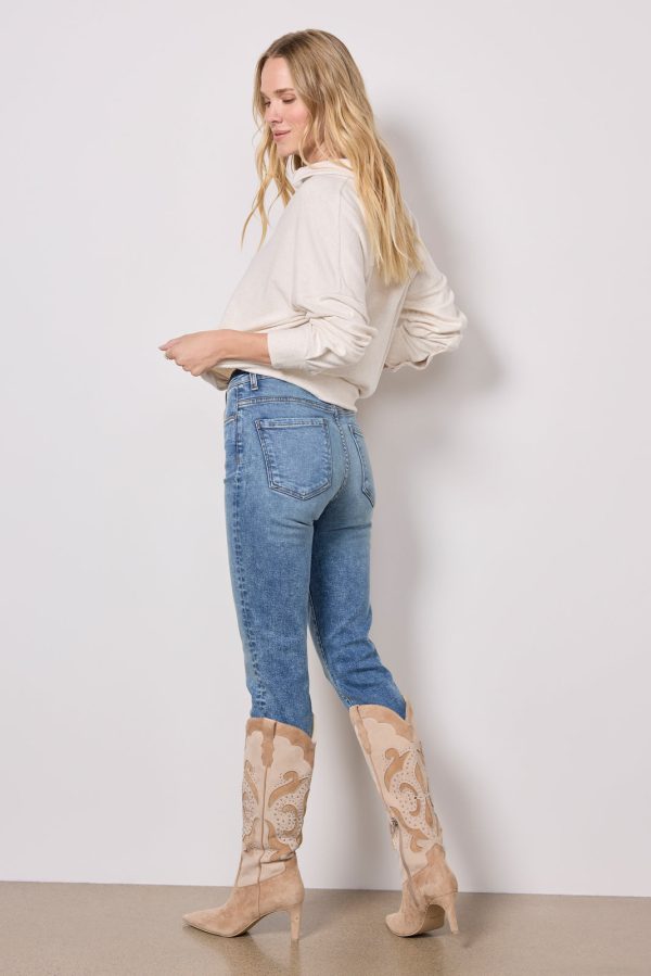 Charlize Slim - Image 3