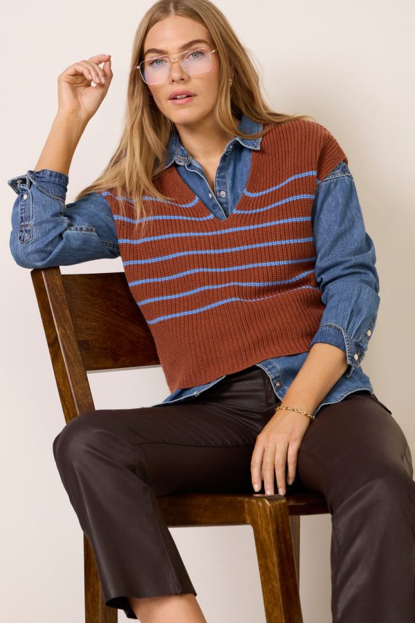 Aiden V-Neck Vest - Image 5