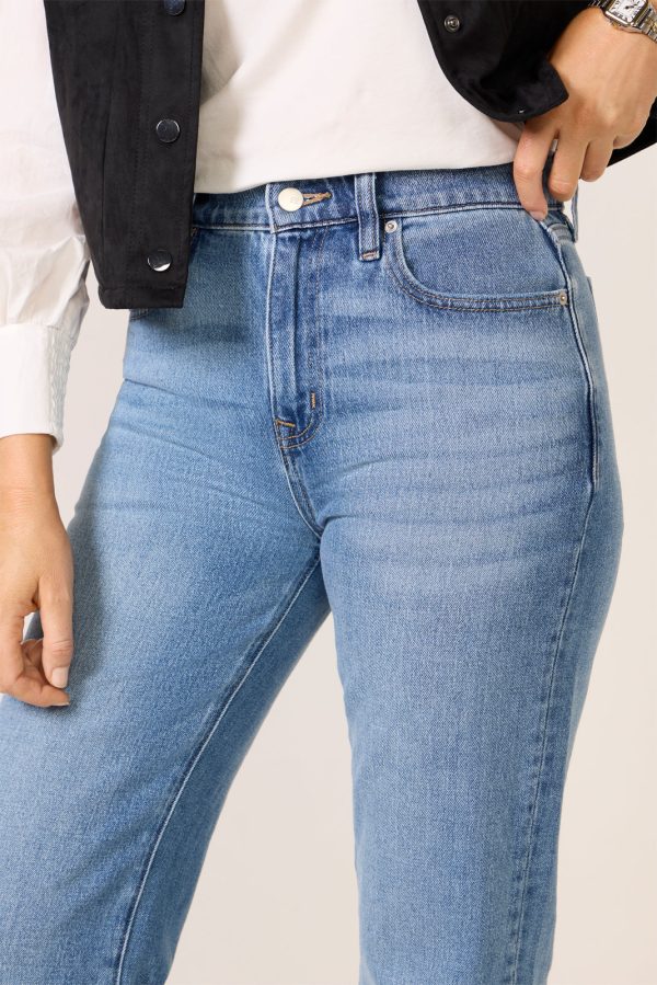 Vintage Bootcut Jean 32` - Image 4