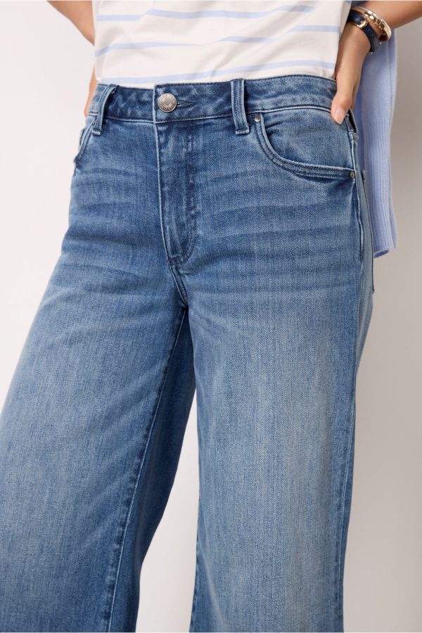 Goldie w Exaggerated Hem - Image 2