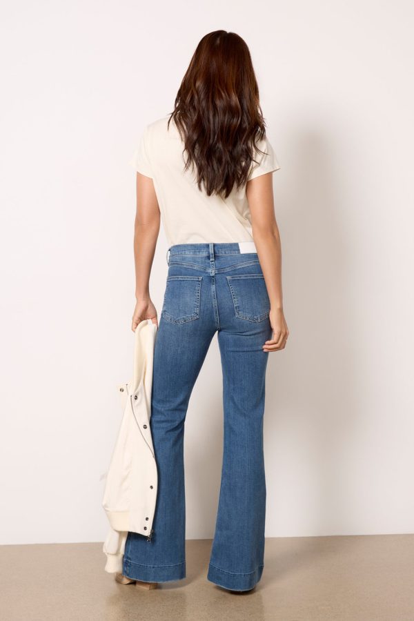Kinsley Flare - Image 4
