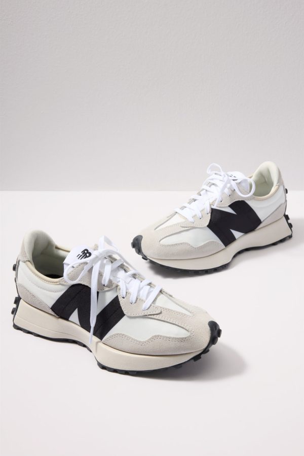 327 Sneaker