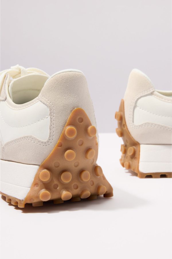 327 Sneaker - Image 3
