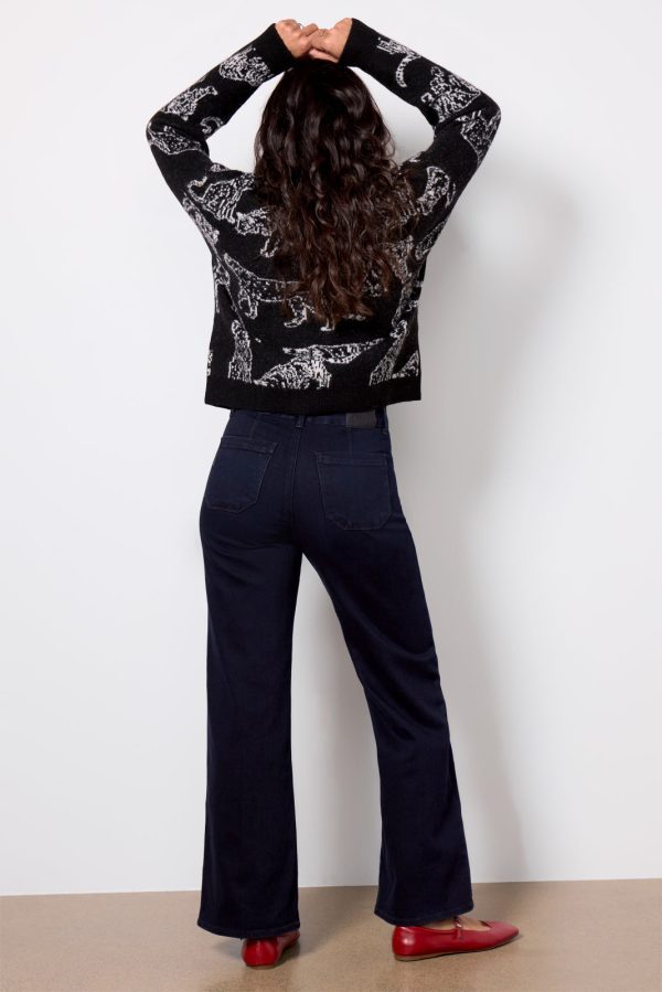 Anessa 31` w Utility Pockets - Image 4