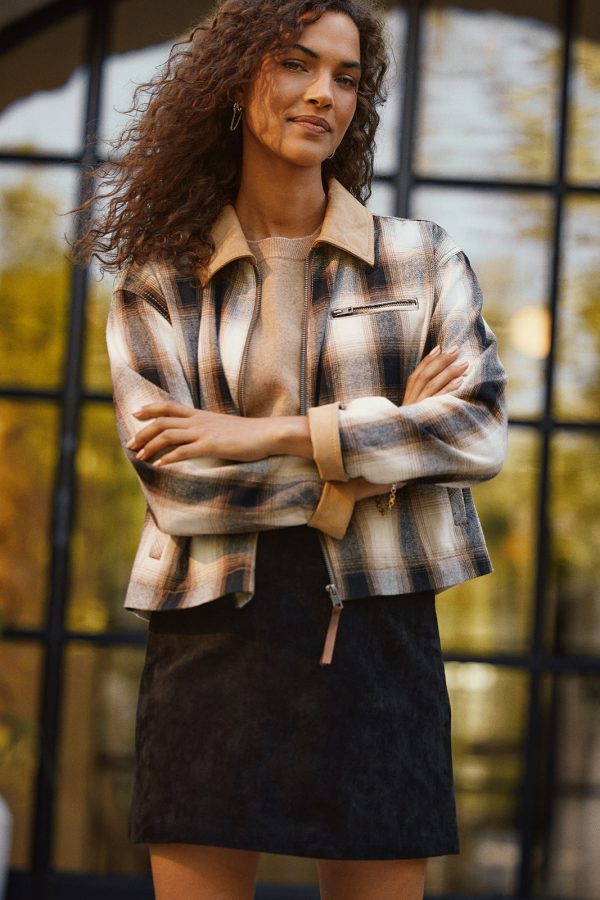 Avery Barn Jacket - Image 7